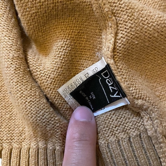 Dazy Women's Plaid V-neck Button Down Knit Cardigan/Sweater Long Sleeve Size M - Picture 9 of 11